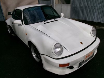 PORSCHE 911 - 4