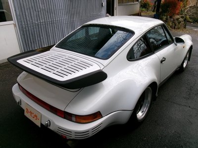 PORSCHE 911 - 6