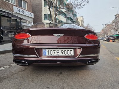 BENTLEY CONTINENTAL - 3