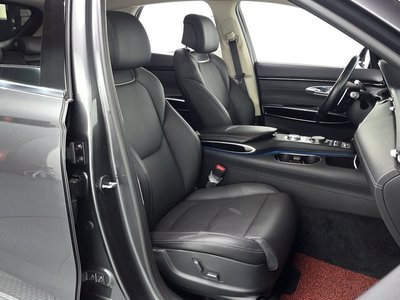 صورة مصغرة 16 لـ 2022 Genesis GV70