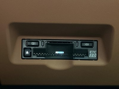 TOYOTA VELLFIRE - 8