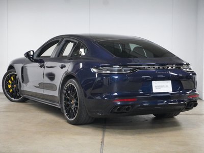 PORSCHE PANAMERA - 4