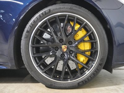 PORSCHE PANAMERA - 8