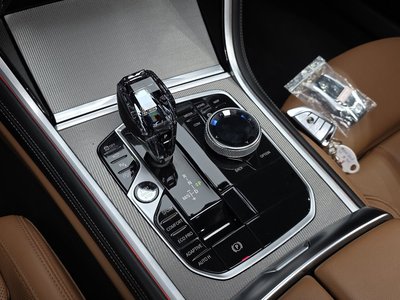BMW 8 SERIES - 9