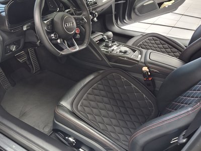 AUDI R8 - 5