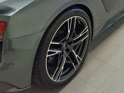 AUDI R8 - 6