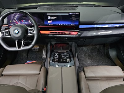 BMW I5 - 5