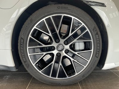 2021 Porsche TAYCAN 缩略图 23