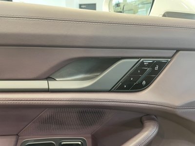 2021 Porsche TAYCAN 缩略图 39