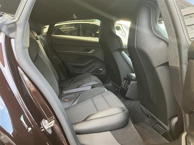 صورة مصغرة 12 لـ 2021 Porsche TAYCAN