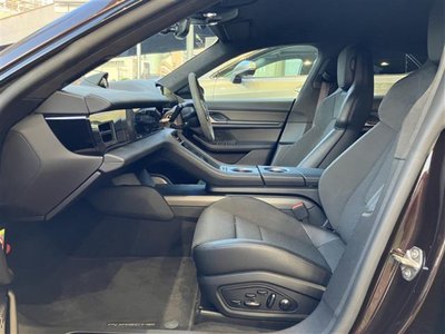 صورة مصغرة 18 لـ 2021 Porsche TAYCAN