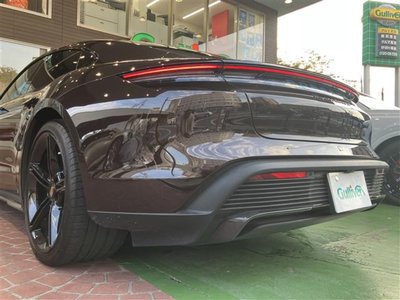 صورة مصغرة 40 لـ 2021 Porsche TAYCAN