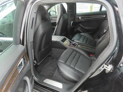 PORSCHE PANAMERA - 7