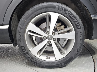 GENESIS GV80 - 8