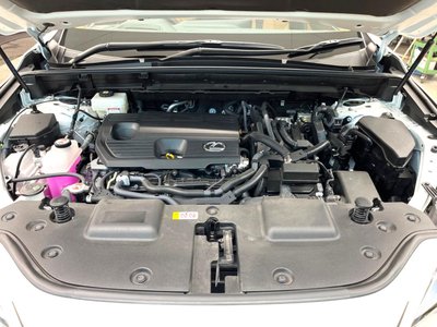 صورة مصغرة 18 لـ 2025 Lexus NX