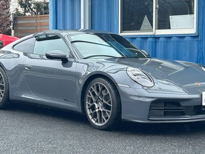 PORSCHE 911 CARRERA - 10