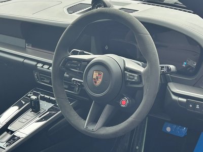 PORSCHE 911 CARRERA - 5