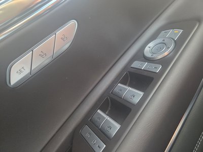 2020 Genesis GV80 — миниатюра 12