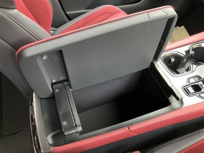 صورة مصغرة 30 لـ 2025 Lexus RX