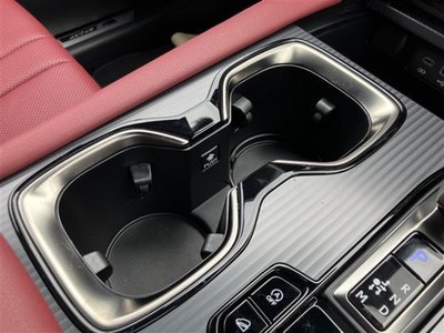 صورة مصغرة 28 لـ 2025 Lexus RX