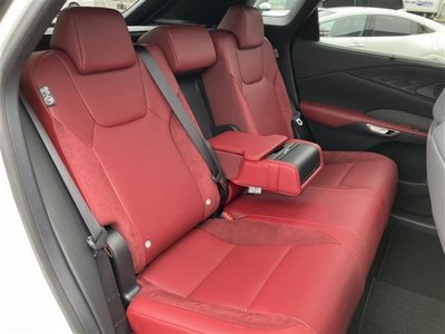صورة مصغرة 42 لـ 2025 Lexus RX