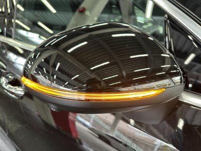 MERCEDES-BENZ GLC - 10