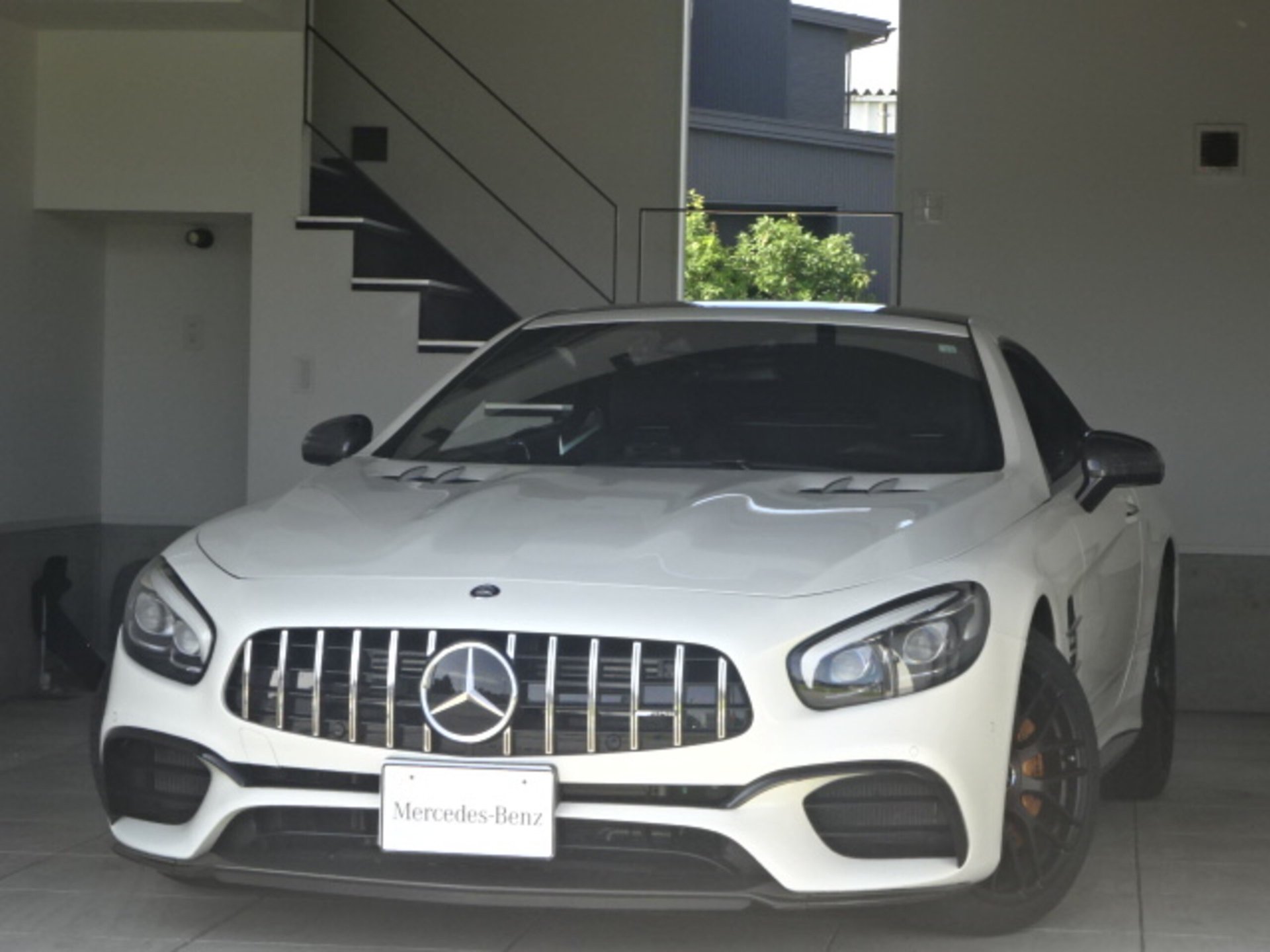 MERCEDES-BENZ SL AMG - View 1