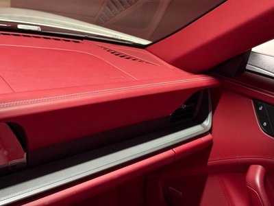 صورة مصغرة 18 لـ 2021 Porsche 911
