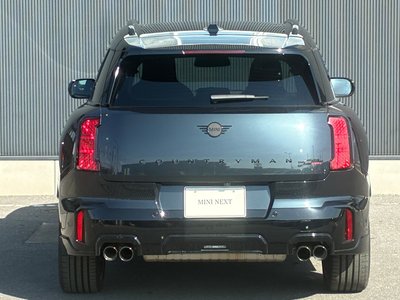 MINI MINI COUNTRYMAN - 8