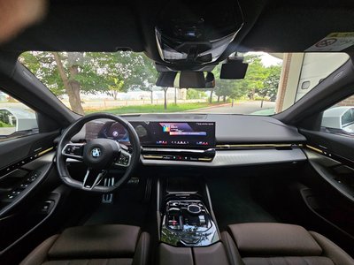 2024 BMW 5 SERIES — фото 10