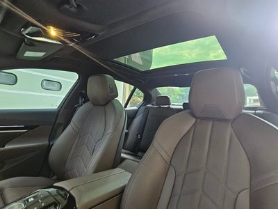 2024 BMW 5 SERIES — миниатюра 18