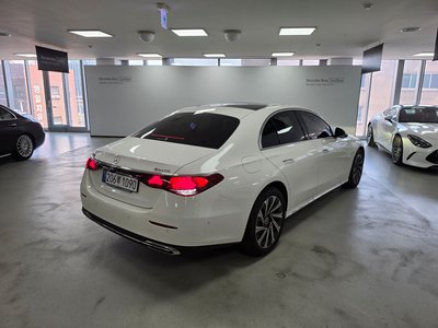 MERCEDES-BENZ E-CLASS - 5
