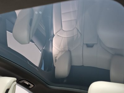 صورة مصغرة 16 لـ 2023 Porsche TAYCAN