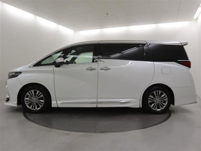 TOYOTA ALPHARD - 3