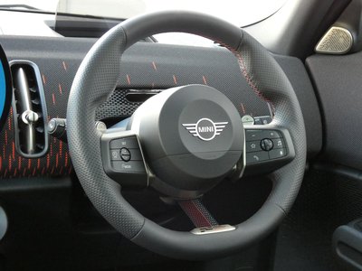 MINI MINI COUNTRYMAN - 6