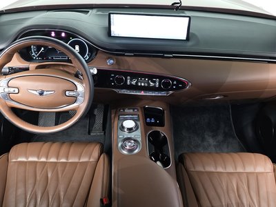 صورة 5 لـ 2022 Genesis GV70