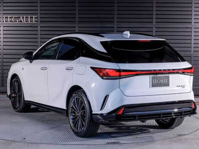 LEXUS RX - 8