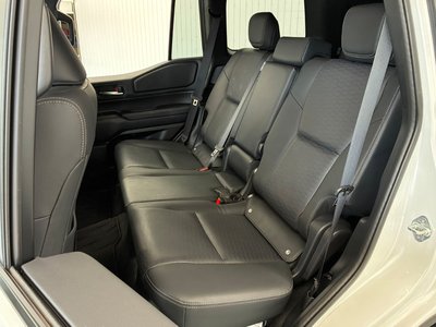 صورة مصغرة 73 لـ 2024 Toyota LAND CRUISER 250