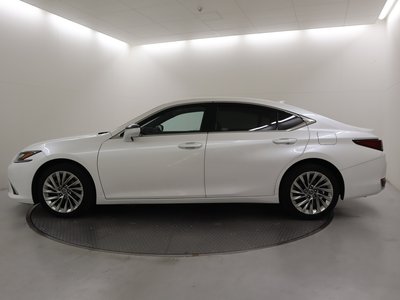 صورة 5 لـ 2023 Lexus ES