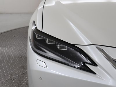2023 Lexus ES thumbnail 33