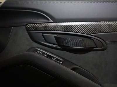 2025 Porsche 718 缩略图 38