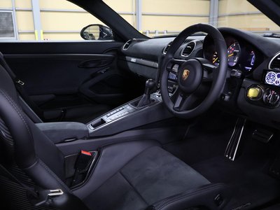 2025 Porsche 718 缩略图 16