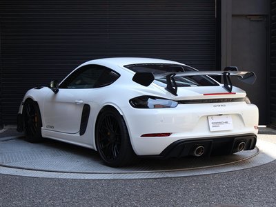 2025 Porsche 718 photo 8