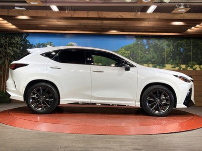 2023 Lexus NX — миниатюра 27