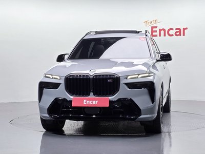 2024 BMW X7 — фото 2