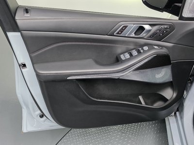 2024 BMW X7 — миниатюра 14