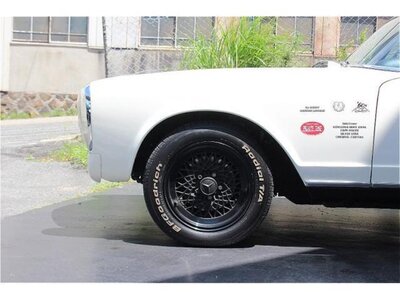 MERCEDES-BENZ SL - 8