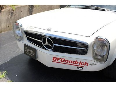 MERCEDES-BENZ SL - 3