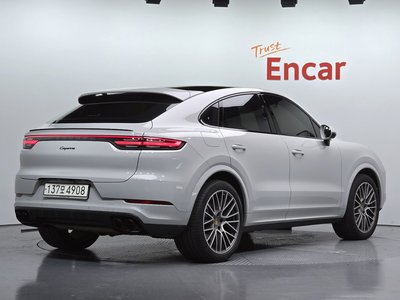 صورة 3 لـ 2022 Porsche CAYENNE