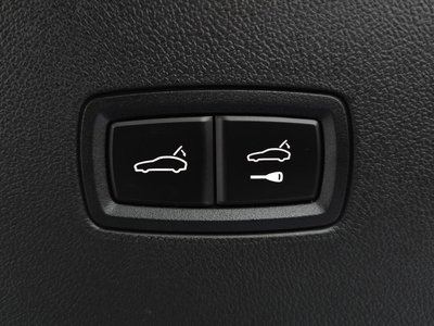 2022 Porsche CAYENNE thumbnail 22
